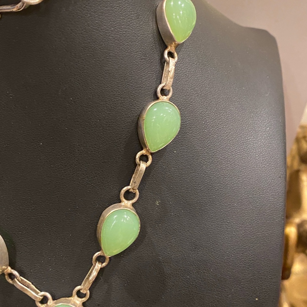 Elegant Green Chrysoprase Teardrop Necklace in Silver Tone Artisan Necklace - Picture 6 of 11